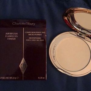 Airbrush Flawless Finish Medium CHARLOTTE TILBURY
